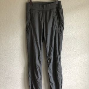 Ivivva grey pants